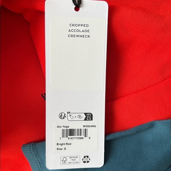 ALO Yoga Cropped Hoodie in Bright Red - Picture 3 of 4